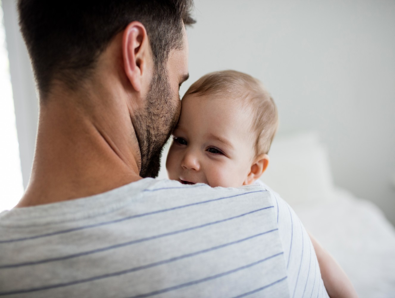 Congé parental du père : trop peu de pères le sollicitent, comment expliquer cet échec ?